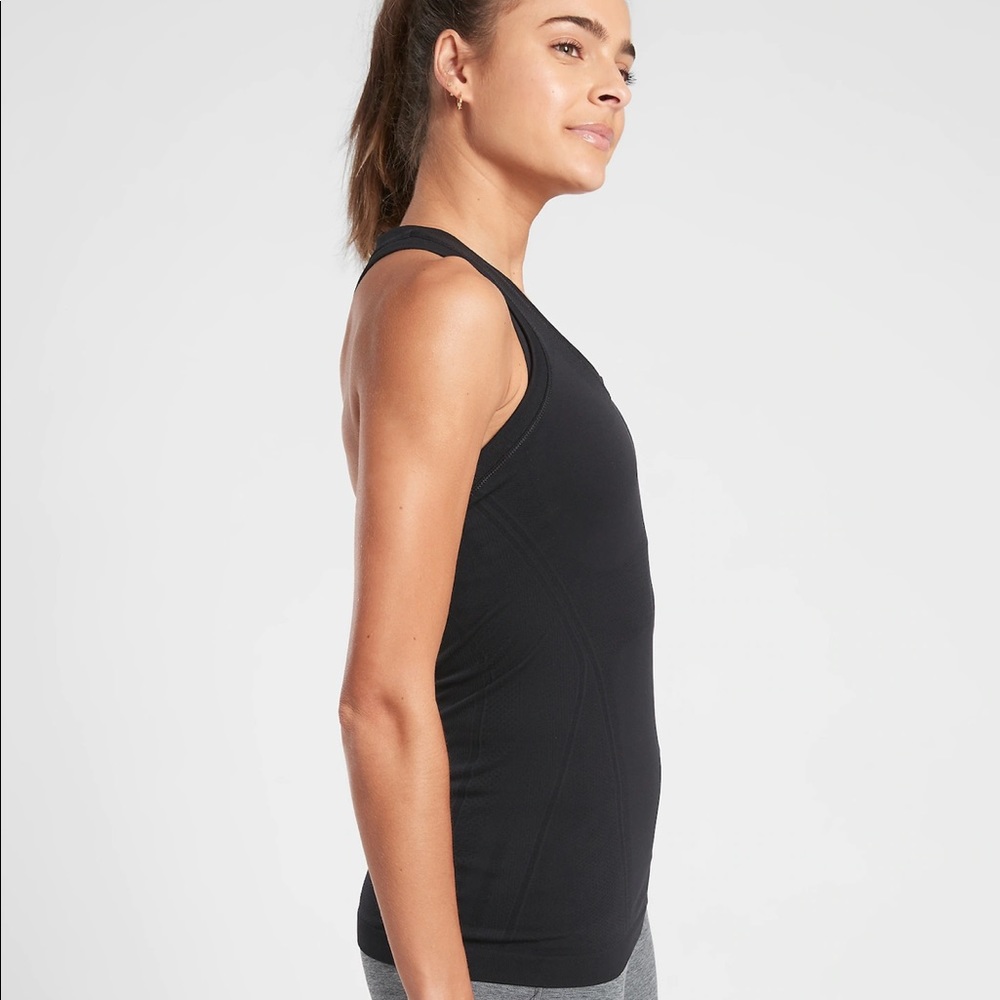 ATHLETA MOMENTUM SEAMLESS TANK IN BLACK NWT - Picture 4 of 6